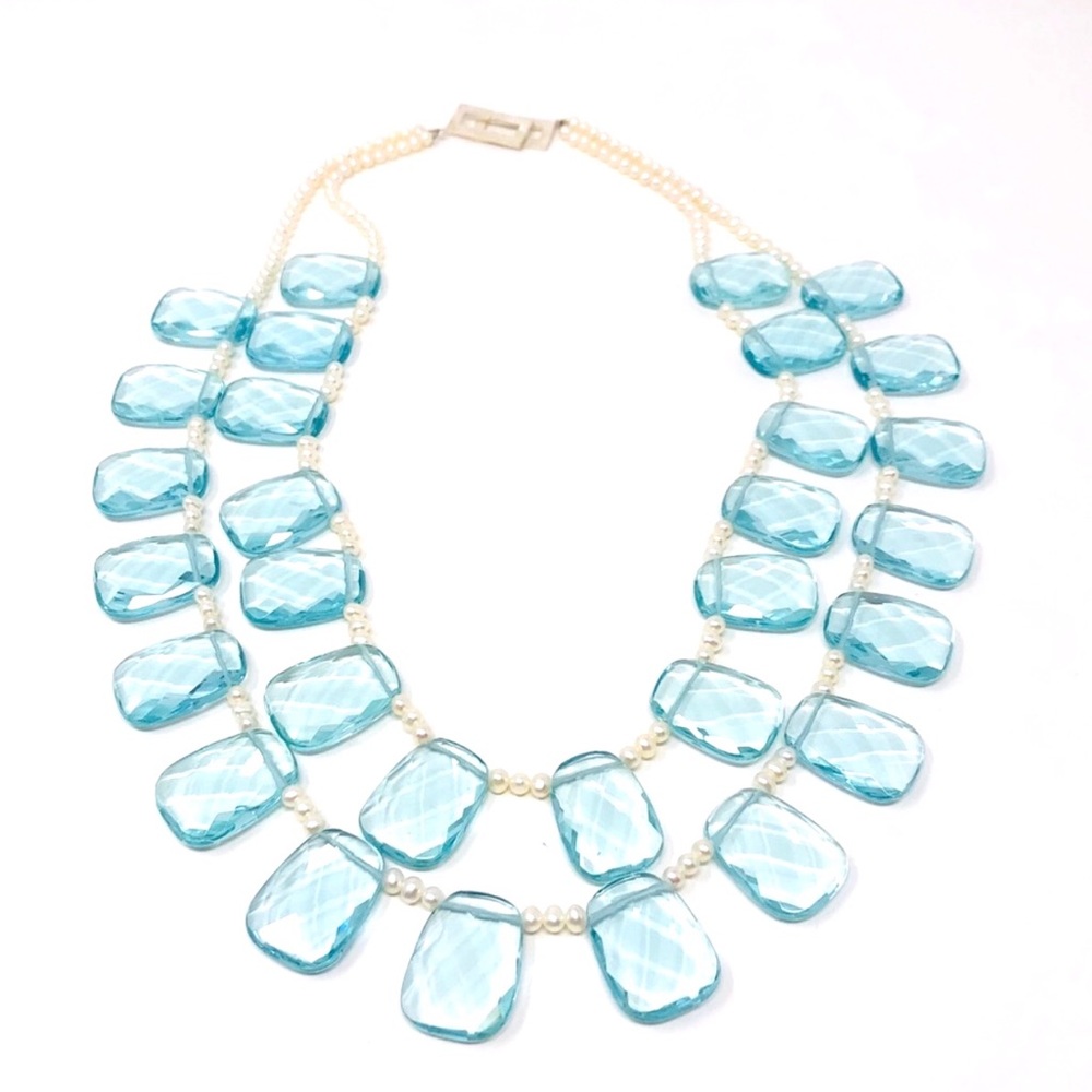 Blue crystals, cultured pearl statement with sterling silver clap necklace - Picture 2 of 8